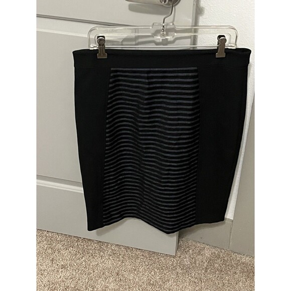 HALOGEN Black & Grey Striped Lined Pencil Skirt size 10 NORDSTROM - Picture 2 of 5